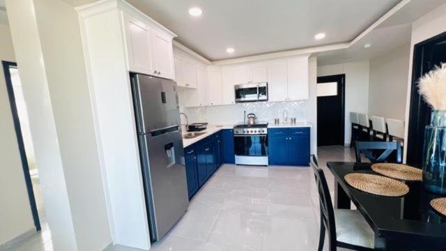 Luxury Condo Downtown 로사리토 외부 사진