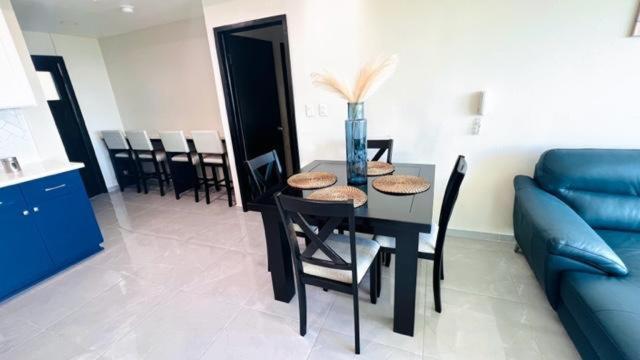 Luxury Condo Downtown 로사리토 외부 사진