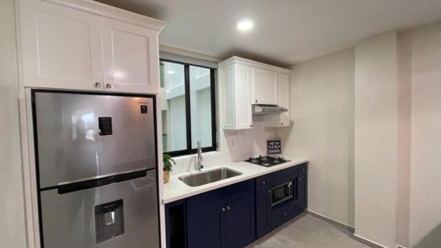 Luxury Condo Downtown 로사리토 외부 사진