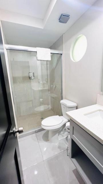 Luxury Condo Downtown 로사리토 외부 사진