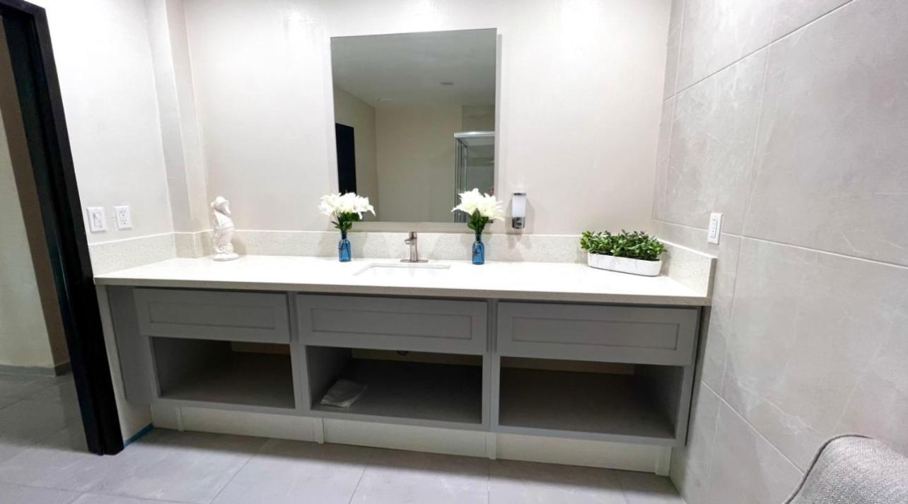 Luxury Condo Downtown 로사리토 외부 사진